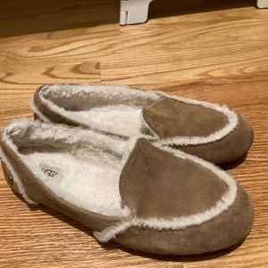 Ugg Loafers size 7